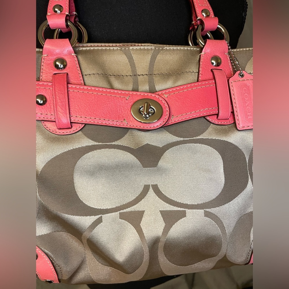 EUC Coach Carly Y2K 2008 Beige and Coral Shoulder Bag - Picture 8 of 16